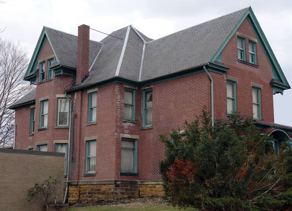 How To Identify Your Roof Slate - Peach Bottom slate roof. How To Identify Your Roof Slate - Peach Bottom slate roof.
